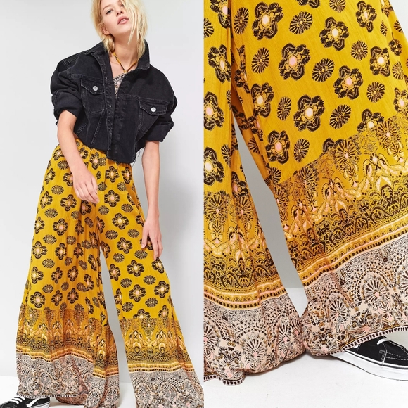 Free People Maribelle Cut-Out Jumpsuit Size Medium Yellow Bohemian Paisley - Picture 12 of 12